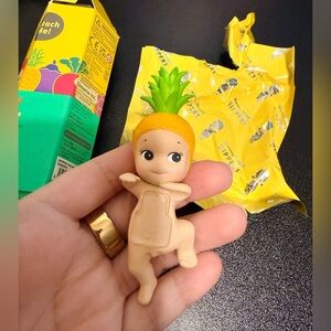 Sonny Angel Hipper - Pineapple